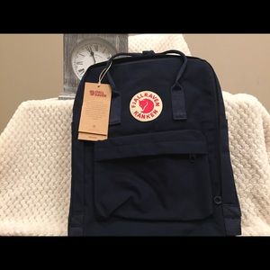 Fjallraven Kanken Classic Unisex Daily Backpack